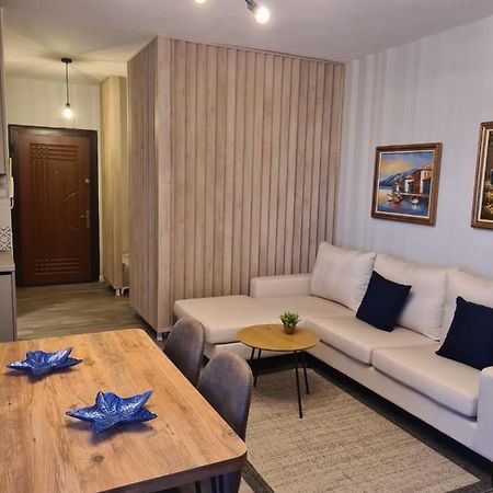 Old Beach Apartment Vlora Εξωτερικό φωτογραφία