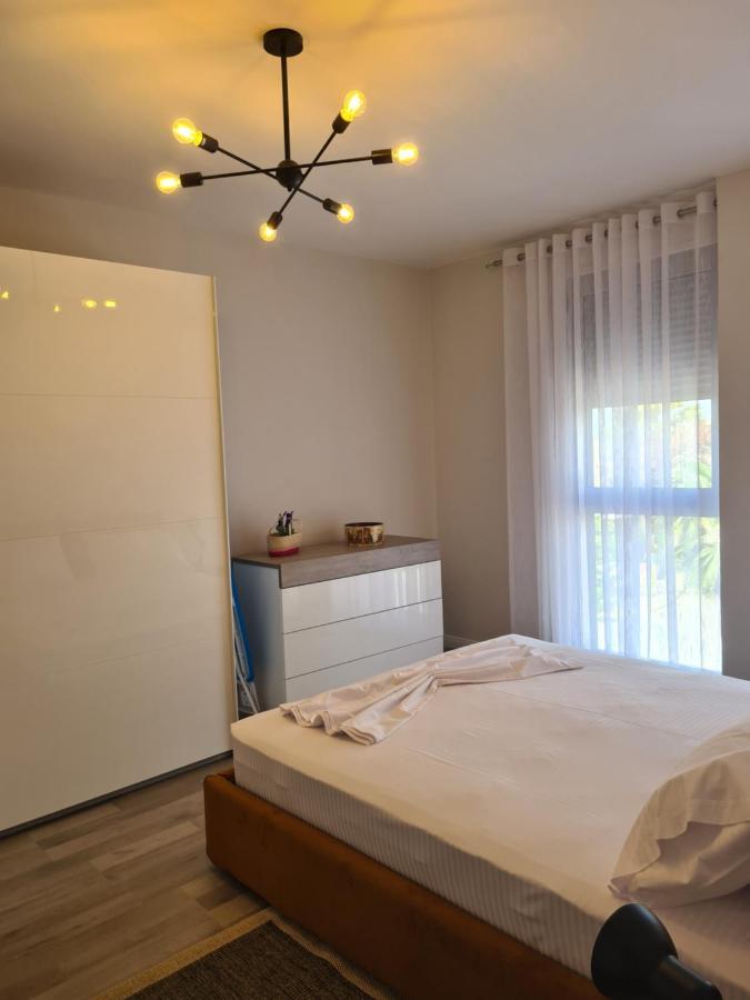 Old Beach Apartment Vlora Εξωτερικό φωτογραφία