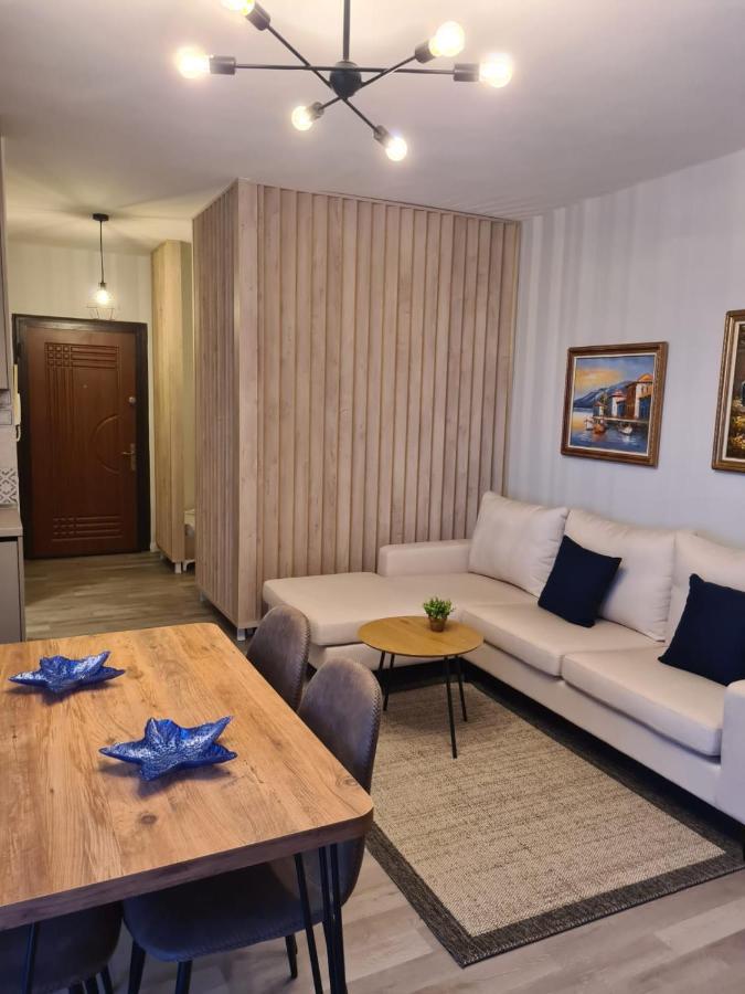 Old Beach Apartment Vlora Εξωτερικό φωτογραφία